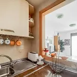 Apartment 2 Bedroom Beautiful In *