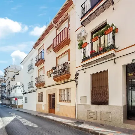 Apartment 2 Bedroom Beautiful In