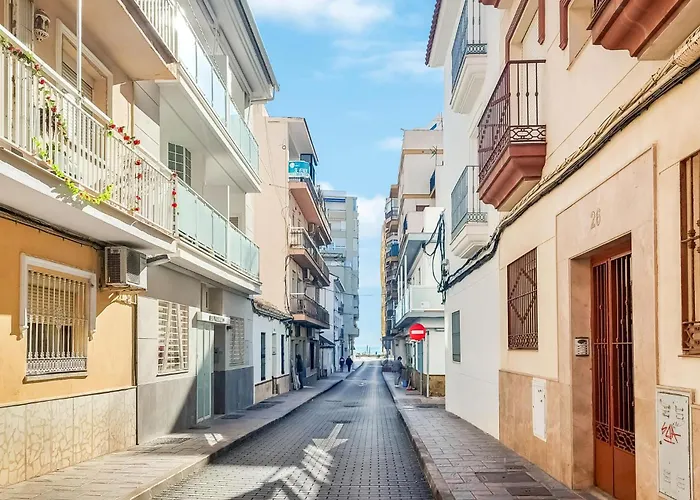 Appartement 2 Bedroom Beautiful In *