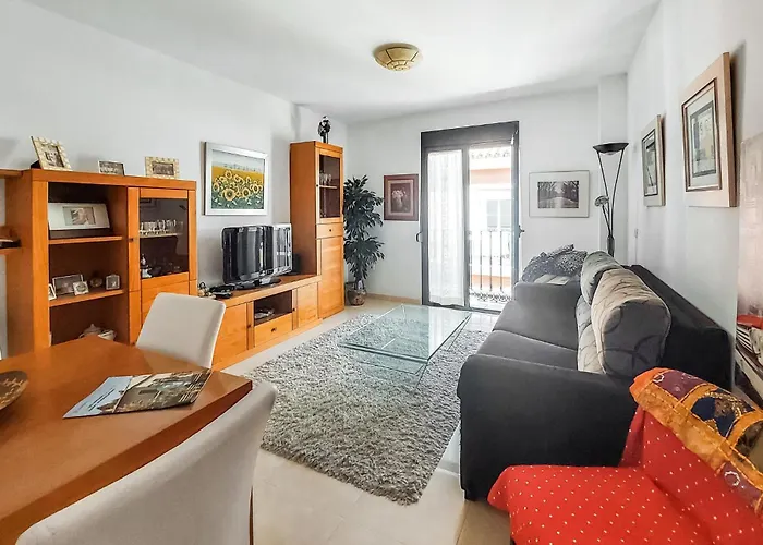 Appartement 2 Bedroom Beautiful In Fuengirola