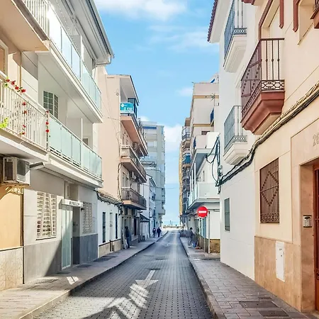 Apartment 2 Bedroom Beautiful In *